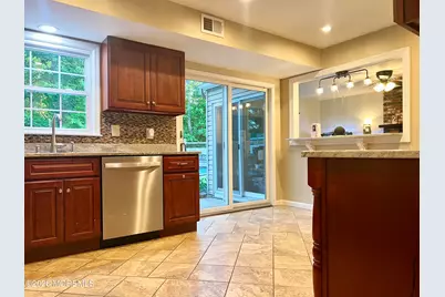 16 Templer Way, Hazlet Township, NJ 07730 - Photo 31
