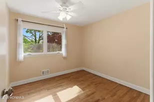 1109 Hope Rd, Tinton Falls, NJ 07712 - Photo 23