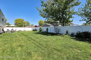 23 Coral Dr, Hazlet Township, NJ 07730 - Photo 31