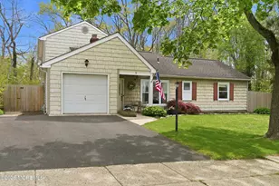5 Chestnut Way Cir, Barnegat, NJ 08005 - Photo 3