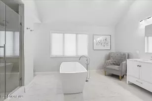 317 Sinclair Ct, Morganville, NJ 07751 - Photo 37