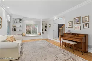 317 Sinclair Ct, Morganville, NJ 07751 - Photo 11