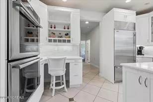 317 Sinclair Ct, Morganville, NJ 07751 - Photo 23