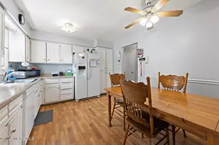 419-421 Main St, Middletown, NJ 07748 - Photo 9