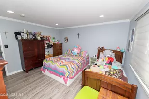80 Manchester Ct, Freehold, NJ 07728 - Photo 25