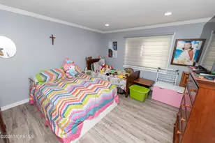 80 Manchester Ct, Freehold, NJ 07728 - Photo 23