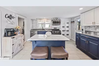 16 Monmouth Avenue, Freehold, NJ 07728 - Photo 13