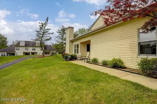 61 Aspen Ave, Englishtown, NJ 07726 - Photo 3