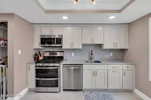 31 Brunswick Dr, Howell Township, NJ 07731 - Photo 7
