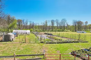 12 Nan Tone Ct, Colts Neck Township, NJ 07722 - Photo 35