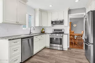 11 Benet Dr, Morganville, NJ 07751 - Photo 11