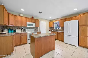 30 Whitmore Dr, Toms River Township, NJ 08757 - Photo 11