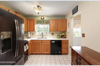 42 W Highland Avenue, Atlantic Highlands, NJ 07716 - Photo 11