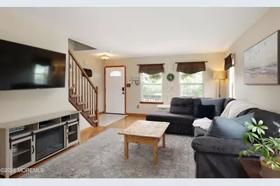 42 W Highland Avenue, Atlantic Highlands, NJ 07716 - Photo 9