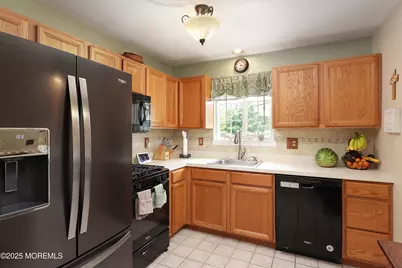 42 W Highland Avenue, Atlantic Highlands, NJ 07716 - Photo 13