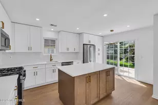 8 Skyline Dr, Lakewood, NJ 08701 - Photo 9