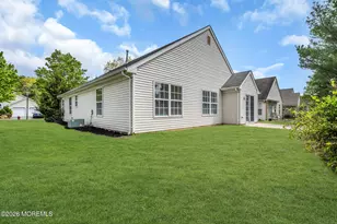 8 Skyline Dr, Lakewood, NJ 08701 - Photo 41
