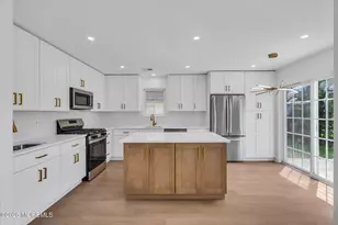 8 Skyline Dr, Lakewood, NJ 08701 - Photo 7