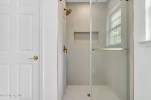 8 Skyline Dr, Lakewood, NJ 08701 - Photo 31