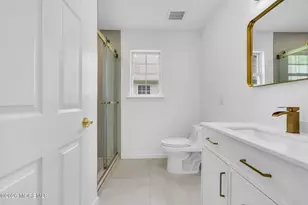 8 Skyline Dr, Lakewood, NJ 08701 - Photo 29