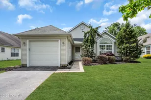 8 Skyline Dr, Lakewood, NJ 08701 - Photo 3