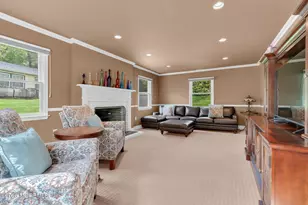 62 Knox Ln, Manalapan Township, NJ 07726 - Photo 13