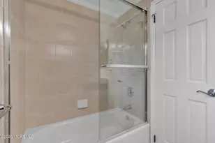 62 Knox Ln, Manalapan Township, NJ 07726 - Photo 53