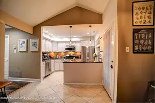 88 Wycombe Pl, Franklin Township, NJ 08873 - Photo 3
