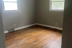 706 E Lawn Dr, Neptune Township, NJ 07753 - Photo 5
