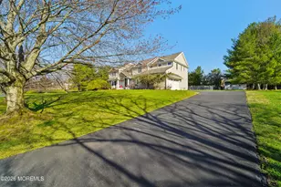 17 Riverside Ln, Holmdel, NJ 07733 - Photo 3