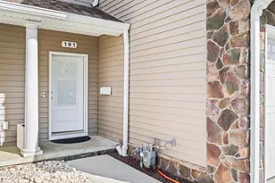 191 Chingarora Ave, Keyport, NJ 07735 - Photo 3