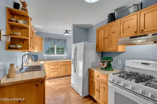 174 South St, Freehold, NJ 07728 - Photo 21