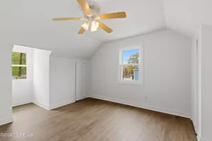 52 Port Monmouth Rd, Keansburg, NJ 07734 - Photo 23