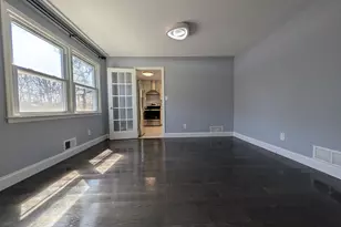 4 Spradley Ln, Middletown, NJ 07748 - Photo 3