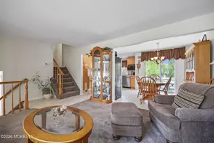8 Dover Ct, Hazlet Township, NJ 07730 - Photo 9
