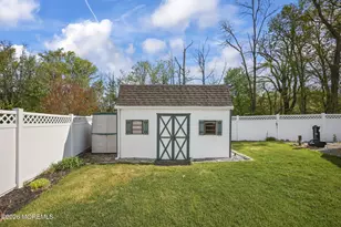 8 Dover Ct, Hazlet Township, NJ 07730 - Photo 23