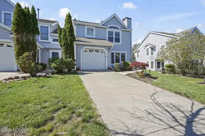 124 Magee Court, East Brunswick Township, NJ 08816 - Photo 3