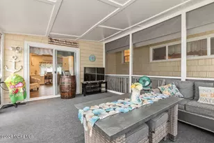 13 Roland Pl, Hazlet Township, NJ 07730 - Photo 23