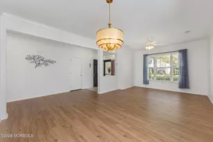 18 Amberwinds Ct, Lakewood, NJ 08701 - Photo 9