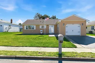 70 Innsbruck Dr, Toms River Township, NJ 08757 - Photo 3