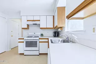 9 Netty St, Howell Township, NJ 07731 - Photo 17