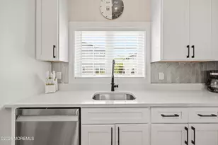 333 1st St, Keyport, NJ 07735 - Photo 13