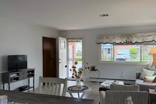 75 Chesterfield Ln, Toms River Township, NJ 08757 - Photo 7