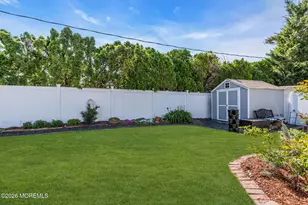101 Andover Ln, Matawan, NJ 07747 - Photo 47