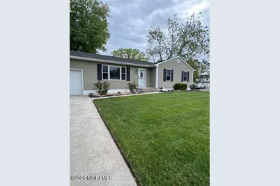 32 Bowline Street, Beachwood, NJ 08722 - Photo 1