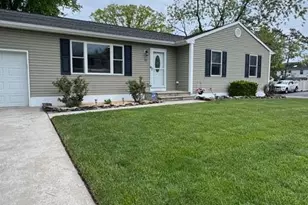 32 Bowline St, Beachwood, NJ 08722 - Photo 1