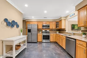 1143 Roseberry Ct, Morganville, NJ 07751 - Photo 7