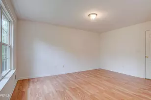 109 Woodland Dr, Aberdeen Township, NJ 07747 - Photo 17