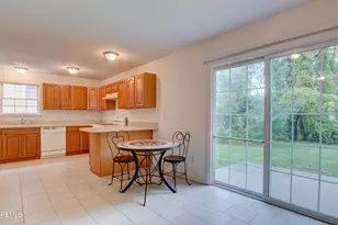 109 Woodland Dr, Aberdeen Township, NJ 07747 - Photo 11