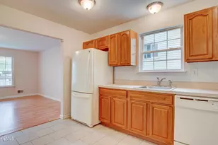 109 Woodland Dr, Aberdeen Township, NJ 07747 - Photo 13